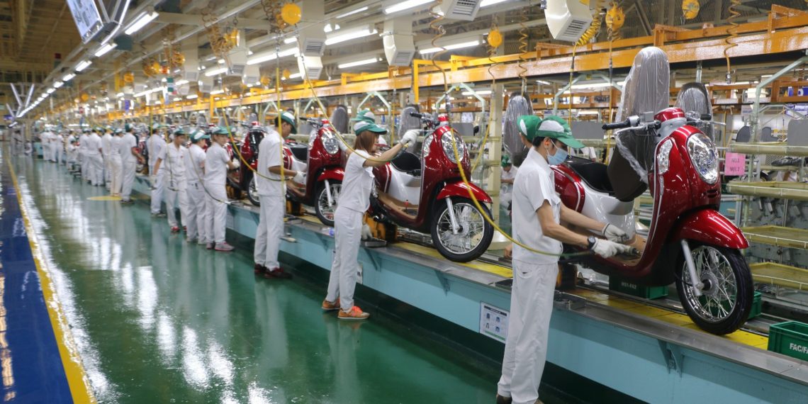 Ekspor Motor RI 2025 Melemah, Angka Terendah dalam 5 Tahun