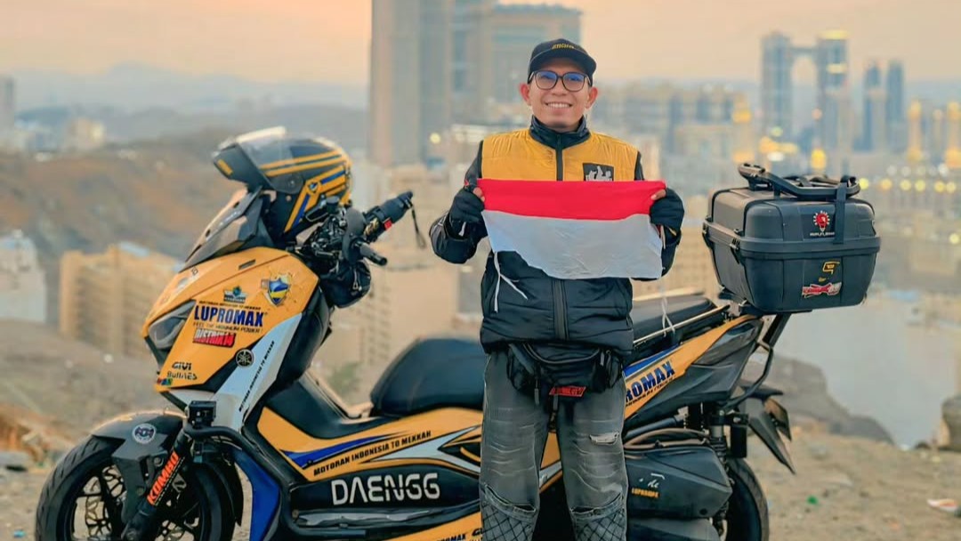 Perjalanan Umrah Naik Motor Lintas Negara, Ini Rincian Biayanya
