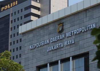 Kasus Tuduhan Ijazah Jokowi: Eggi Sudjana dan Damai Hari Lubis Resmi Dapat SP3