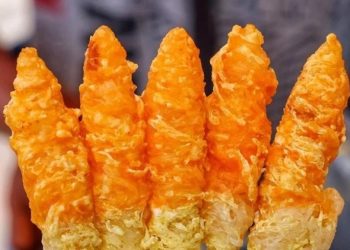 Jajan Murah Jadi Mahal Gara-gara Parkir Depan RS Kasin