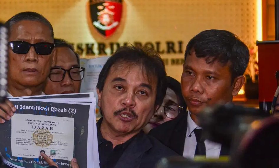 Mantan Kapolri Oegroseno  Dan Din Syamsuddin Hadir Sebagai Saksi Ahli Roys Suryo Cs Dugaan Perkara Ijazah Jokowi