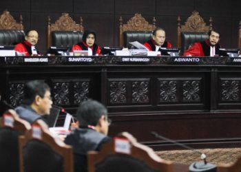 TOK Mahkamah Konstitusi Larang Pernikahan Beda Agama Tidak Diterima