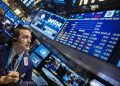 Dow Jones Melonjak 1.200 Poin Saat Wall Street Bangkit Dari Kejatuhan Saham Teknologi
