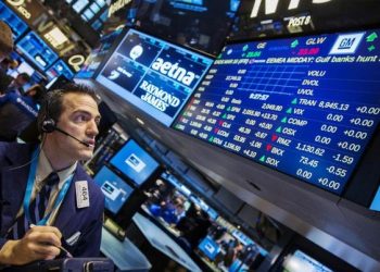 Dow Jones Melonjak 1.200 Poin Saat Wall Street Bangkit Dari Kejatuhan Saham Teknologi