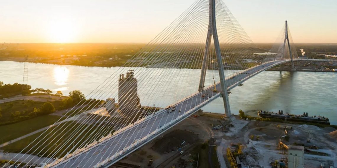 Trump Ancam Blokir Pembukaan Jembatan Baru AS–Kanada