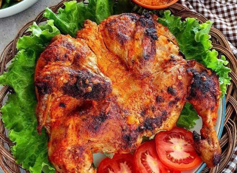 Wisatawan China Rela Terbang Ribuan Mil Demi Ayam Panggang Tersembunyi Di Lisbon