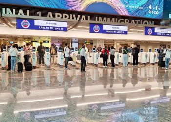 Penerbangan Jeddah Dibatalkan, Jemaah Umrah Indonesia Tertahan