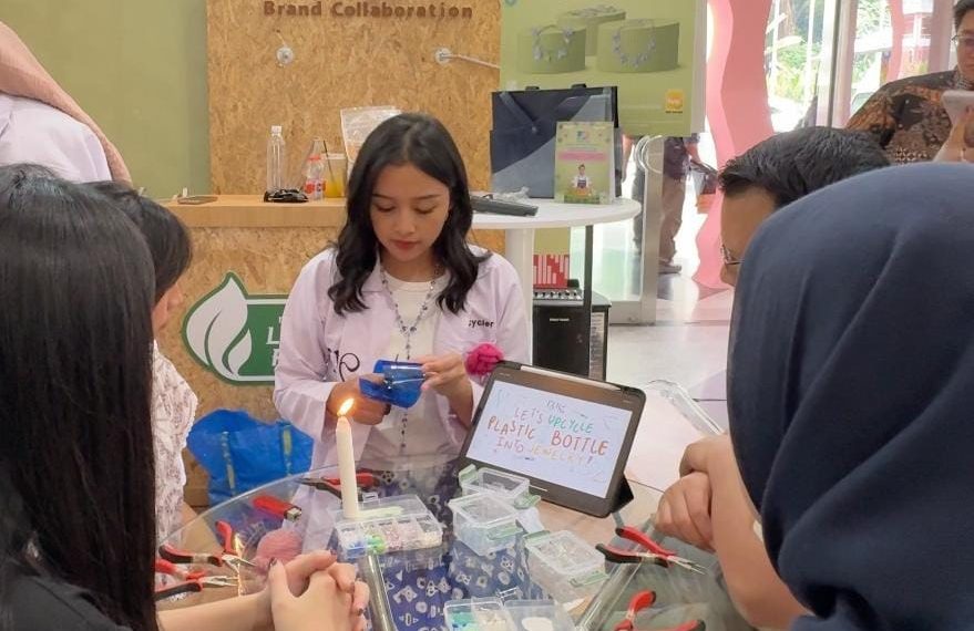 Dorong Ekonomi Sirkular di INACRAFT 2026, Bank Mandiri Perkuat UMKM Kriya Lewat Mandiri Looping for Life