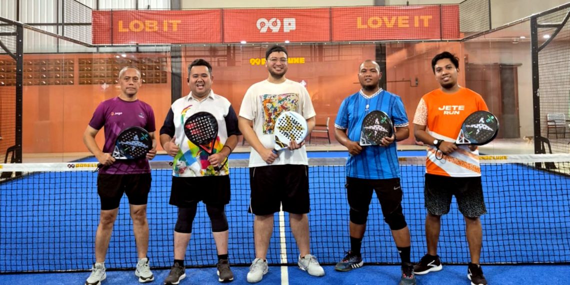 Lagi Cari Tempat Padel? 99 Padeluxe Tempatnya, Vibenya Mewah Tapi Masih Ramah di Kantong