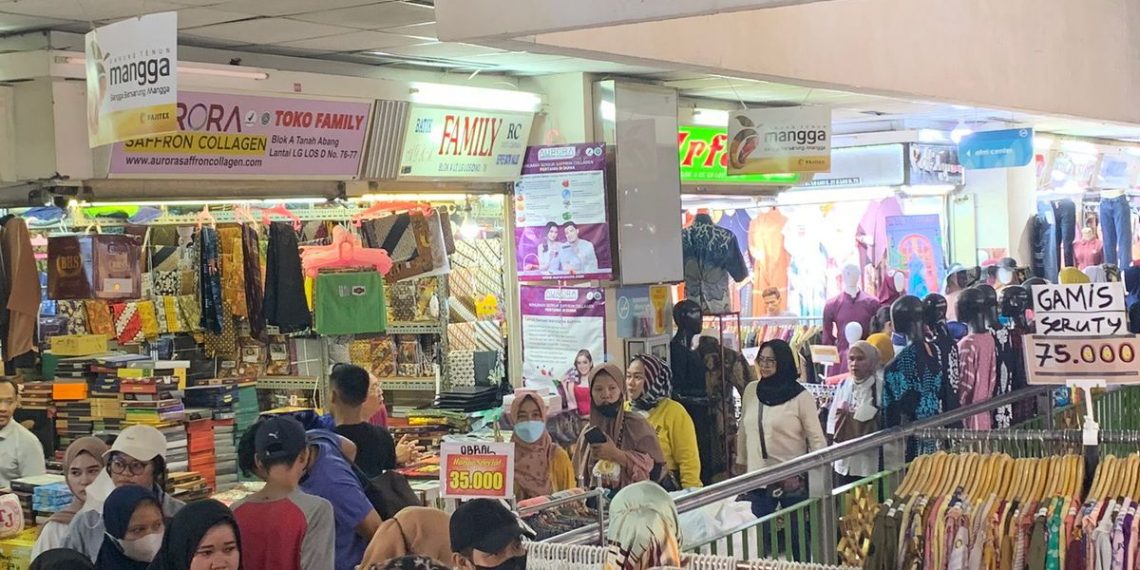 Tanah Abang Chaos Jelang Ramadan, Harga Naik & Copet Berkeliaran