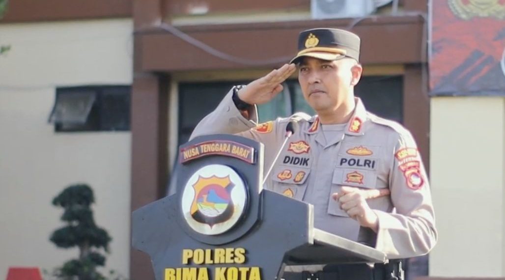 Mantan Kapolres Bima Kota Ditangkap Usai Polisi Temukan Koper Putih Berisi Narkoba