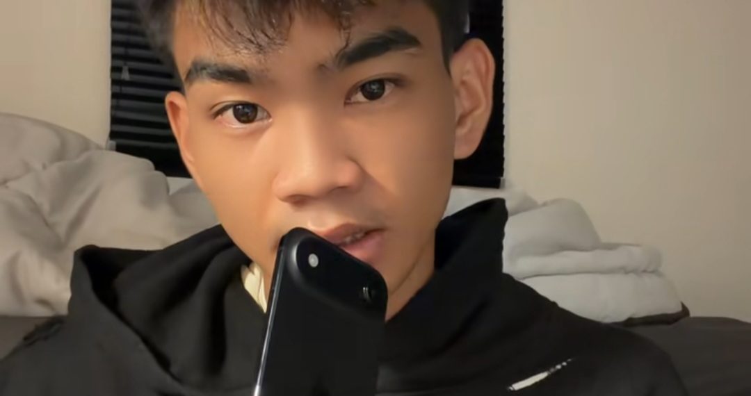 Satria Mahathir Jual iPhone Preloved Berujung Kirim HP Dummy