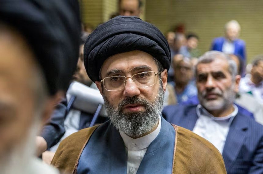 Perang Timur Tengah Memanas, Mojtaba Khamenei Tegaskan Strategi Tutup Selat Hormuz