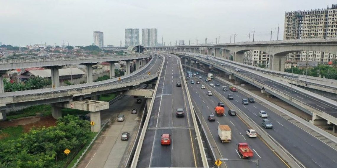 Jelang Mudik Lebaran, 28 Ribu Kendaraan Tinggalkan Jakarta Lewat Tol MBZ