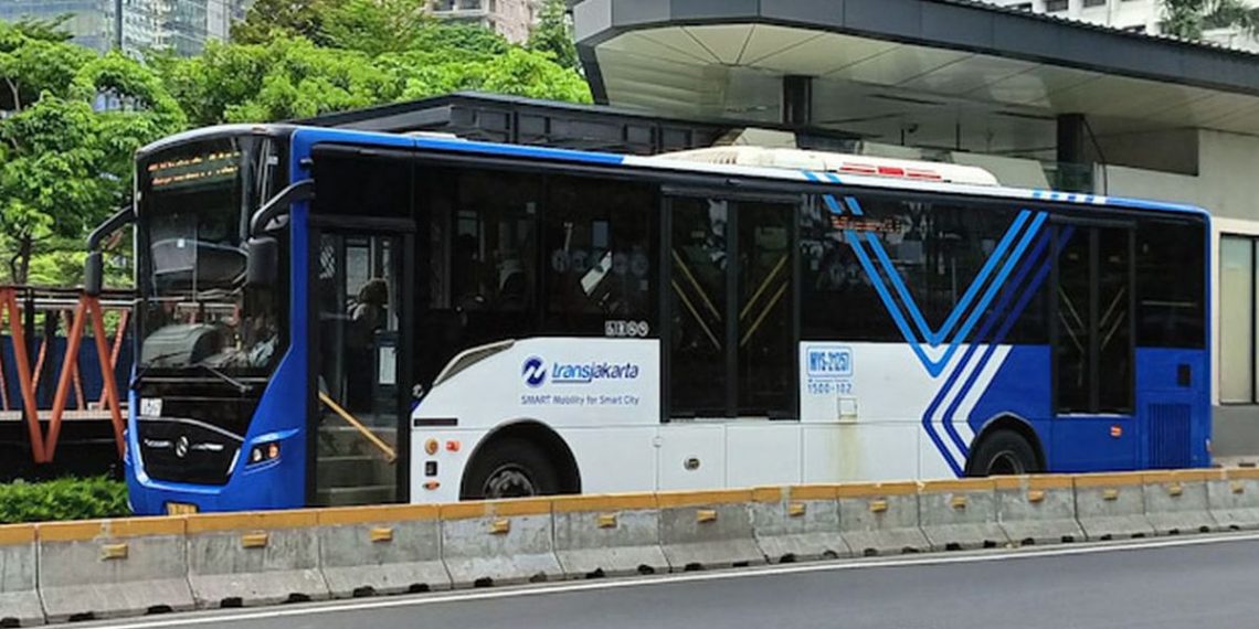 Tarif Transjabodetabek Blok M–Bandara Soetta Rp3.500 Hanya Berlaku 3 Bulan