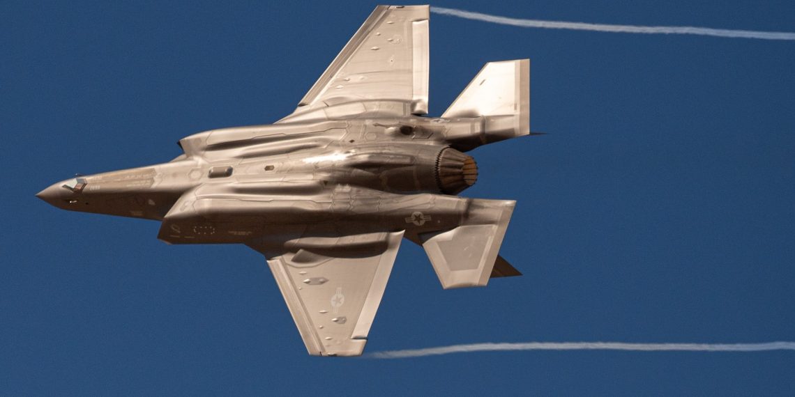 Jet Tempur F-35 AS Terpaksa Mendarat Darurat, Diduga Diserang Iran