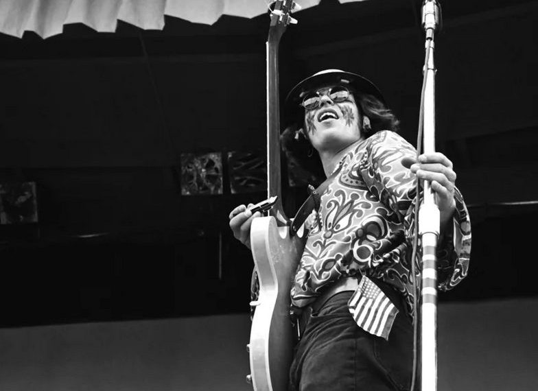 Musisi Rock 60-an Country Joe McDonald Meninggal Dunia di Usia 84
