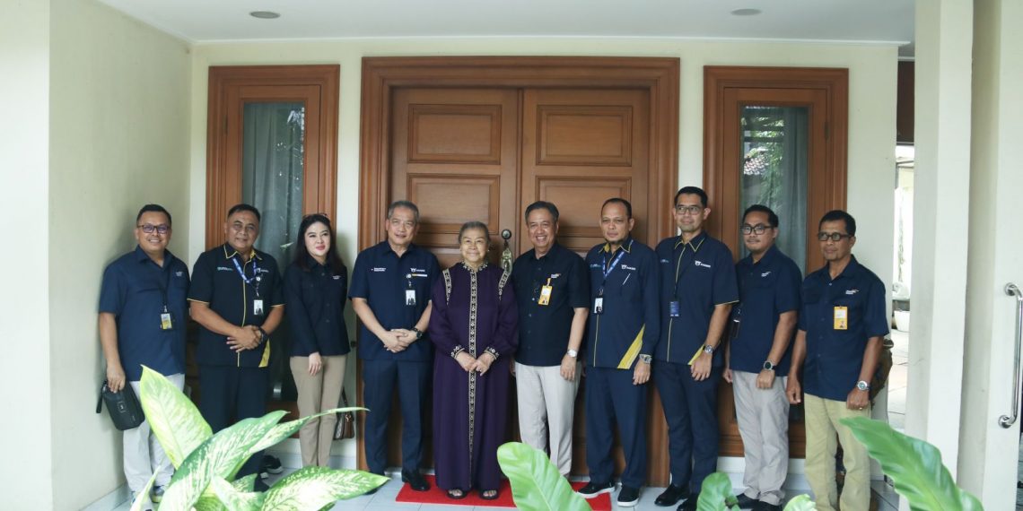 Penyerahan UDW & BPPP kepada Ahli Waris Jenderal TNI (Purn) H. Try Sutrisno