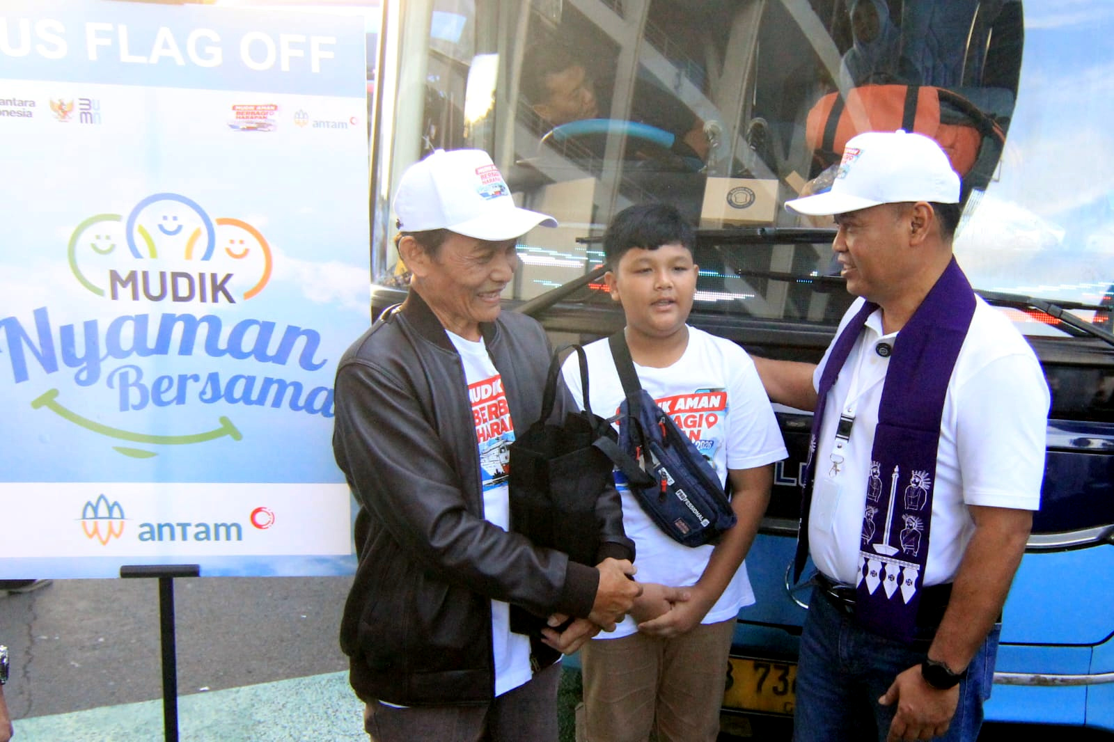 ANTAM Lepas 500 Pemudik dalam Program Mudik Nyaman Bersama 2026