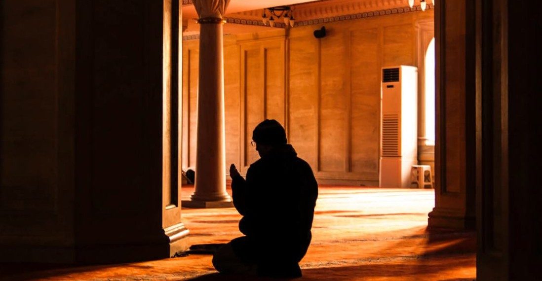 Waktu Terbaik Melaksanakan I’tikaf, Lengkap dengan Pengertian, Dalil, dan Tata Caranya