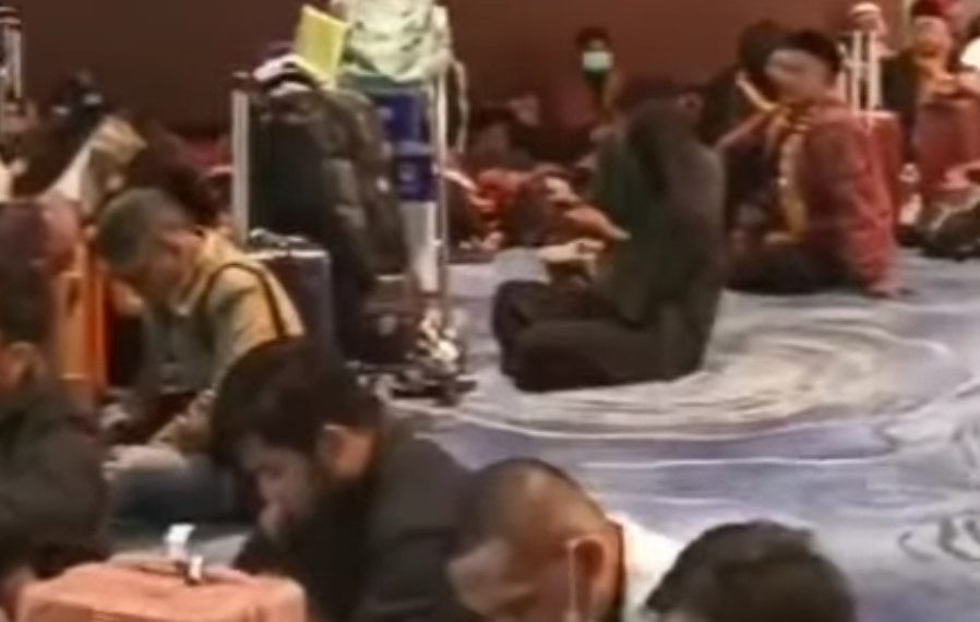 Konflik Israel-AS vs Iran Memanas, Jemaah Umrah WNI Terlantar di Singapura