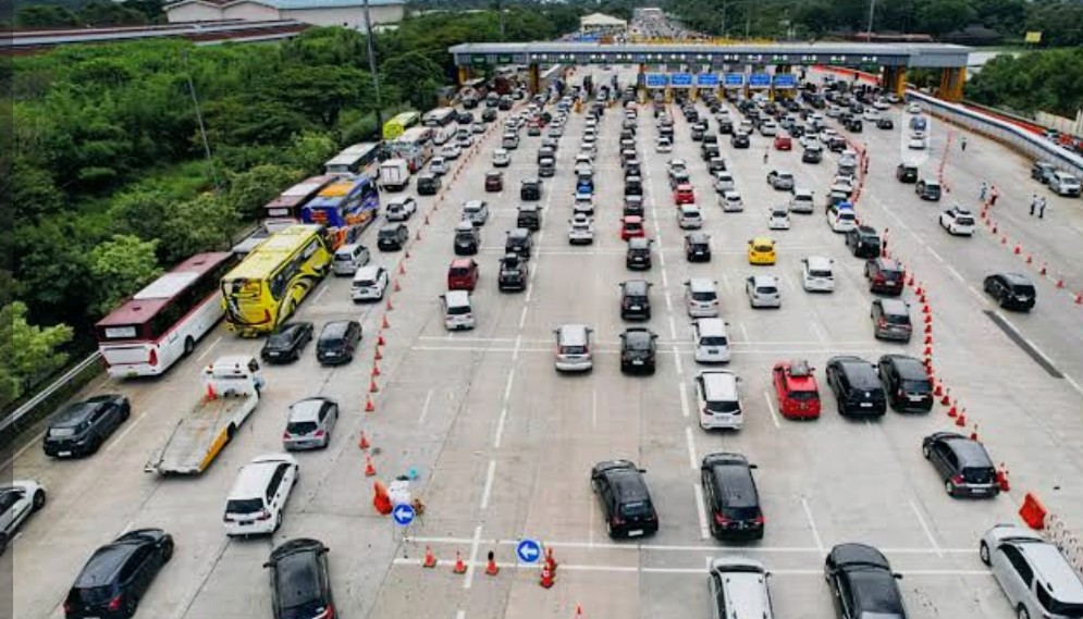 Arus Mudik Diperkirakan Dimulai 13 Maret, 9 Juta Orang Bersiap Pulang Kampung