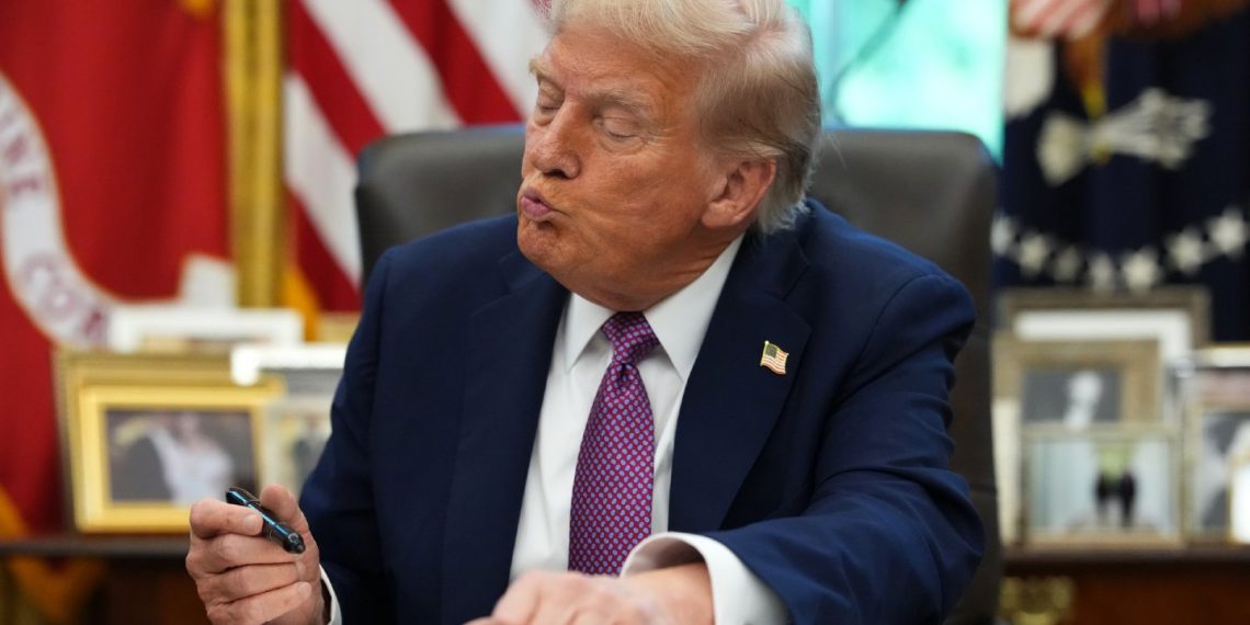 Trump Klaim Militer Iran Sudah Kehilangan Banyak Kekuatan