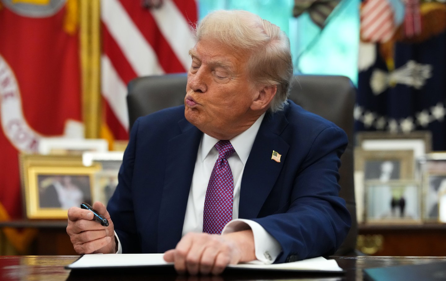 Trump Klaim Militer Iran Sudah Kehilangan Banyak Kekuatan