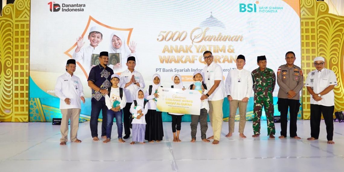 BSI Santuni 5.000 Anak Yatim Serentak di Seluruh Indonesia Lewat Program BSI Berbagi