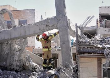 Iran Mainkan Strategi “Kuantitas vs Kualitas” untuk Kuras Rudal Musuh