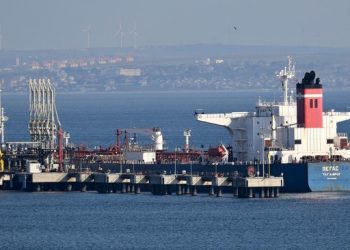 Selat Hormuz Ditutup Iran, Trump Siapkan Opsi Cabut Sanksi Rusia Demi Redam Harga Minyak