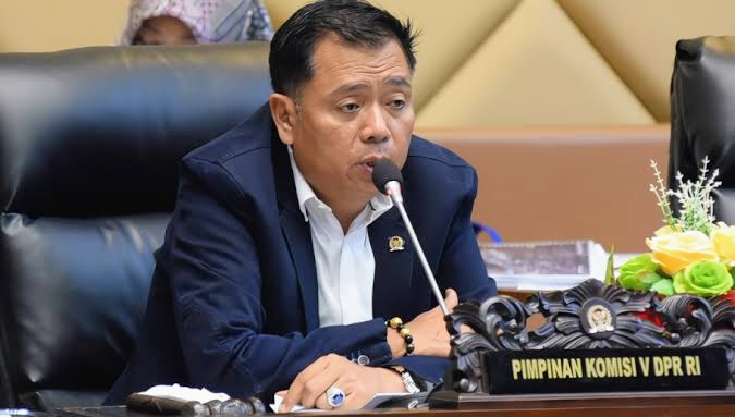 DPR Pertanyakan Tarif Tiket Pesawat Domestik yang Lebih Mahal dari Rute Luar Negeri