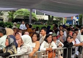 Open House Istana Segera Dibuka, Warga Sudah Antre dari Pagi