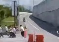 Lebaran Ternoda Aksi Berbahaya, Petasan Raksasa Meledak di Flyover Canguk
