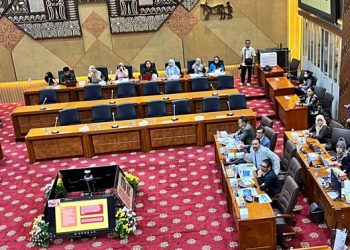 DPR Bahas Celah Hukum Pernikahan Beda Agama dan Sesama Jenis WNI di Luar Negeri