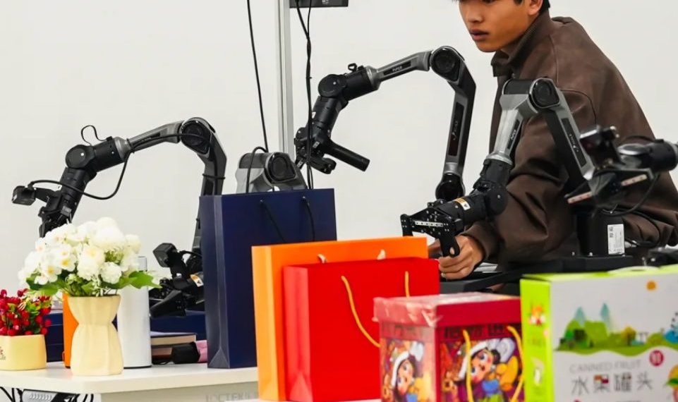 Perusahaan Teknologi Gunakan Rekaman Pekerjaan Rumah untuk Pengembangan Robot Humanoid