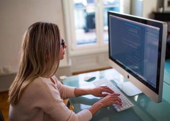 Industri Teknologi Nilai AI Ubah Tugas Programmer, Bukan Hilangkan Pekerjaan