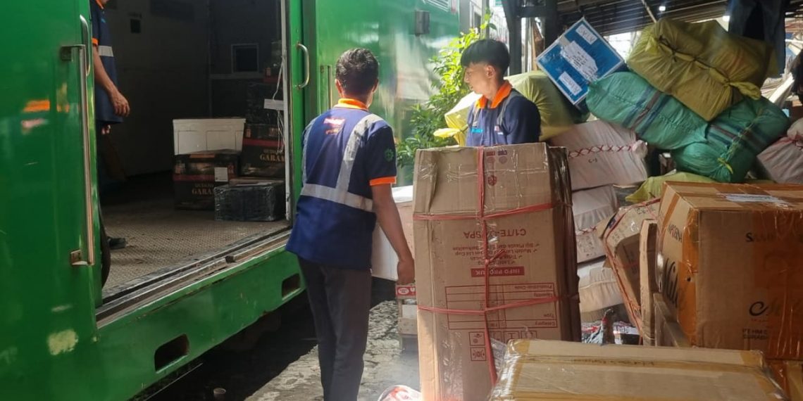 KAI Logistik Angkut 3.133 Ton Muatan di Periode Mudik Lebaran 2026
