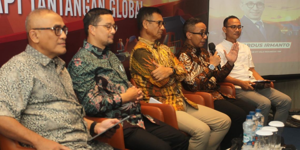 Industri Tambang Hadapi Risiko Geopolitik dan Pemangkasan Produksi