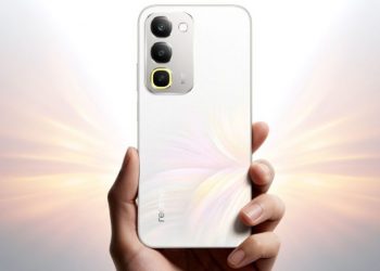 Realme C100 Resmi Hadir, Andalkan Baterai Besar dan Desain Stylish