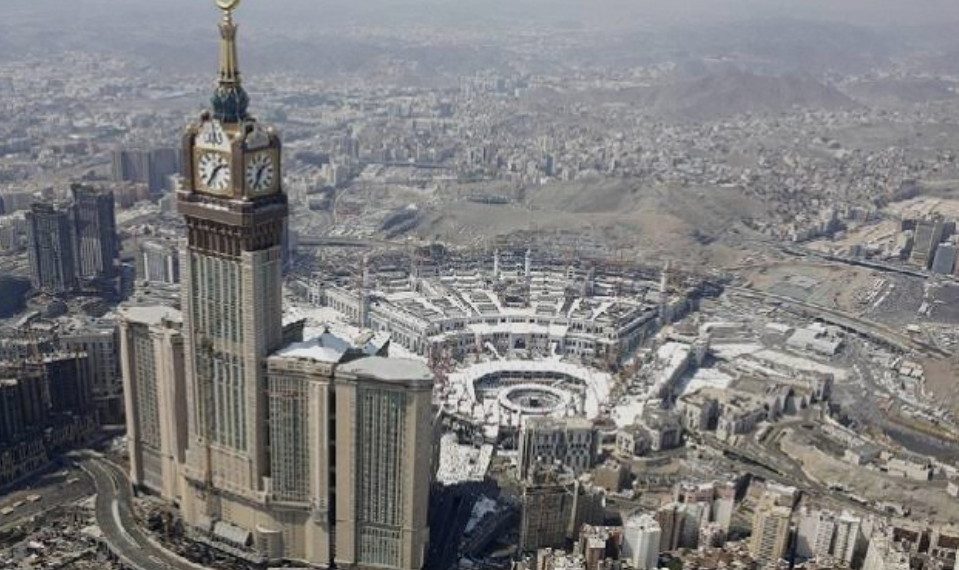 Mulai 18 April 2026, Mekkah Ditutup bagi Jamaah Umrah Internasional