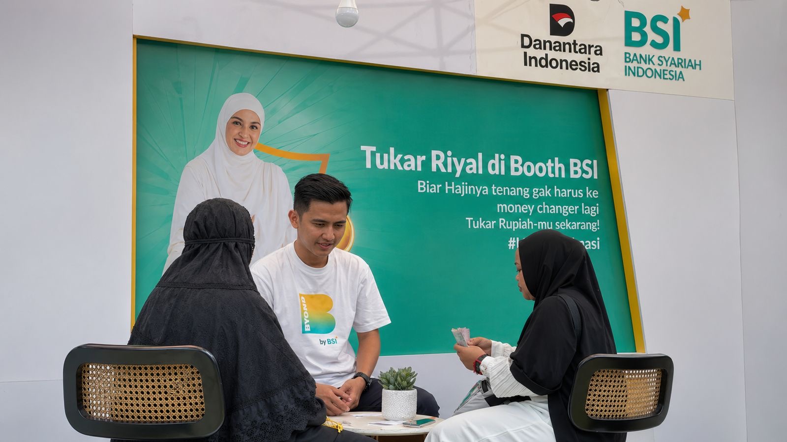 Jelang Haji, Penukaran Riyal di BSI Melonjak 76%