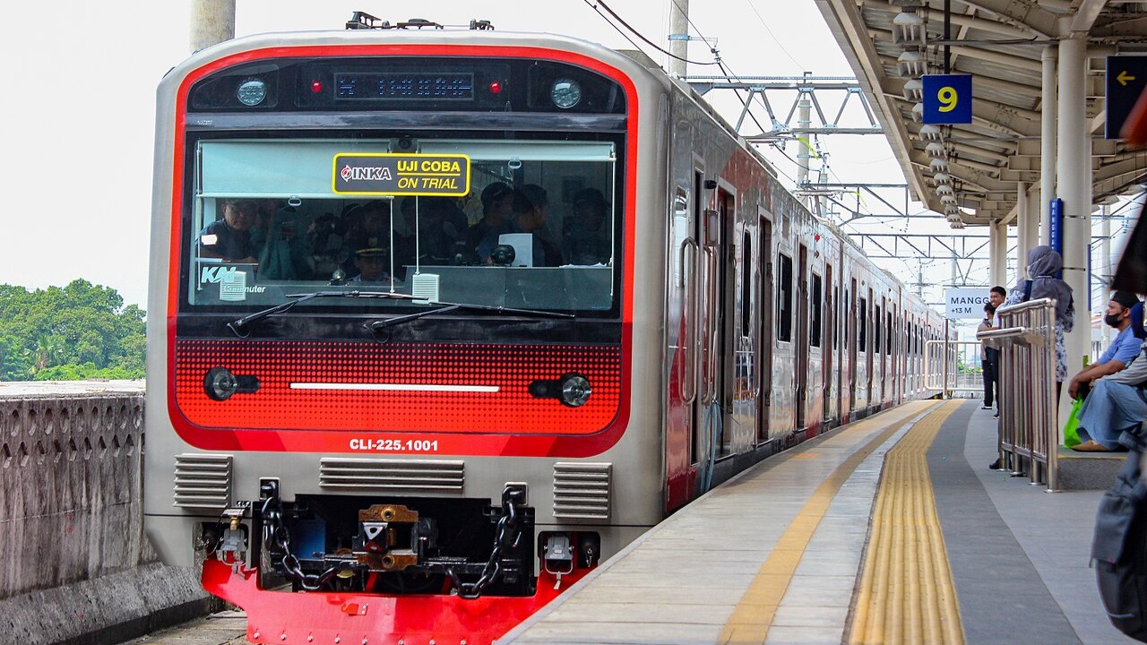 Lonjakan Penumpang KRL Tunjukkan Perubahan Gaya Hidup Warga Perkotaan