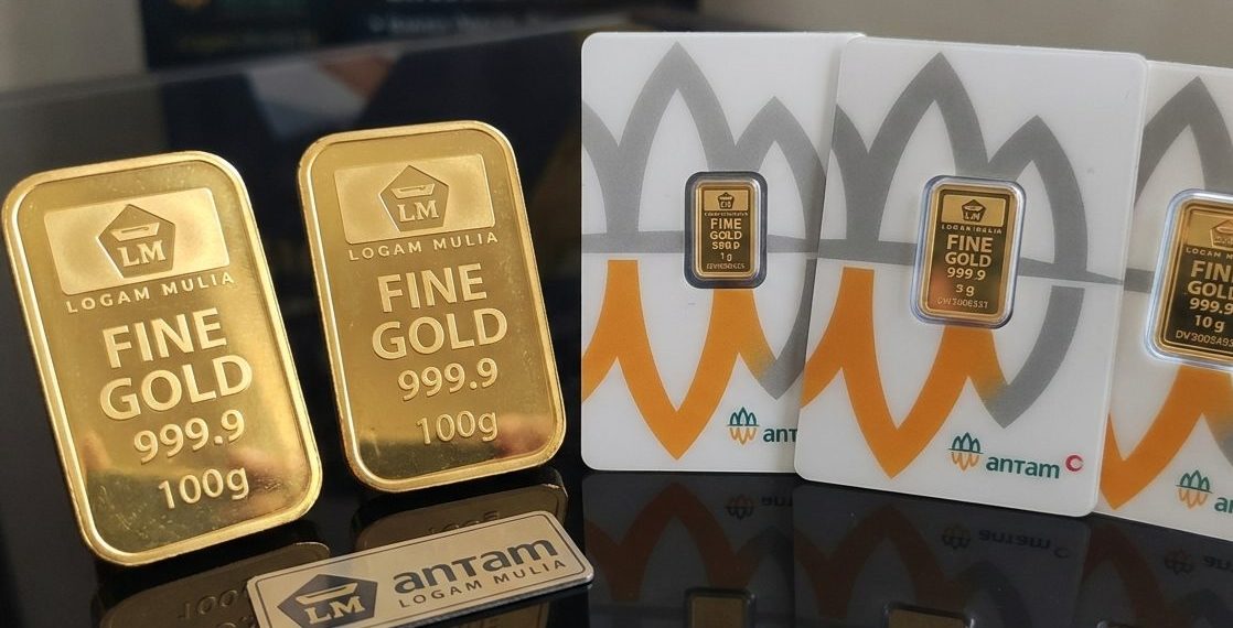 Emas Antam Jatuh Dalam Sehari, Turun Rp65.000 per Gram dan Picu Kekhawatiran