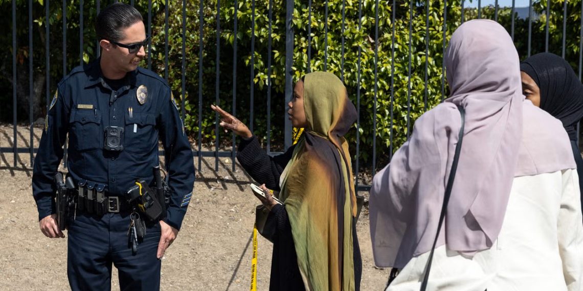 Polisi Sebut Tindakannya Heroik, Satpam Masjid San Diego Selamatkan Ratusan Nyawa Sebelum Tewas Ditembak