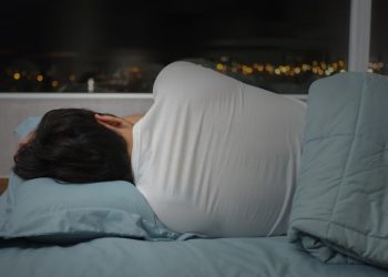 Posisi Tidur yang Tepat untuk Mengatasi Berbagai Gangguan Kesehatan