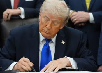 Iran Kasih Tenggat Satu Bulan, Trump Masih Pelajari Proposal dan Ancam Aksi Militer Baru