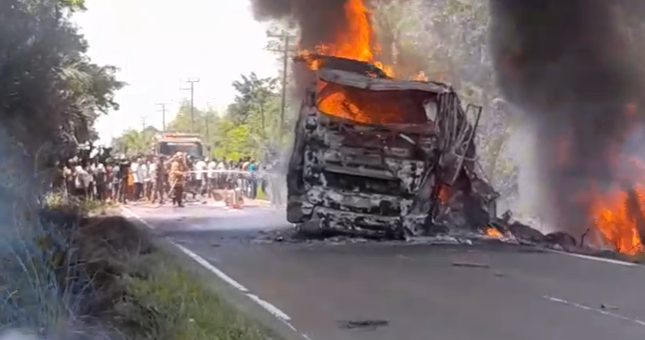 Bus ALS Tabrakan dengan Truk Tangki di Sumatera, 16 Orang Tewas