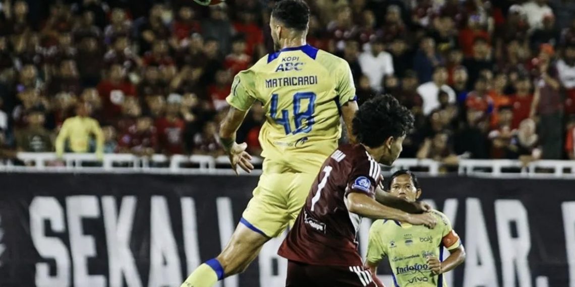 Persib Menang Gila-gilaan di Kandang PSM, Gelar Juara Makin Dekat