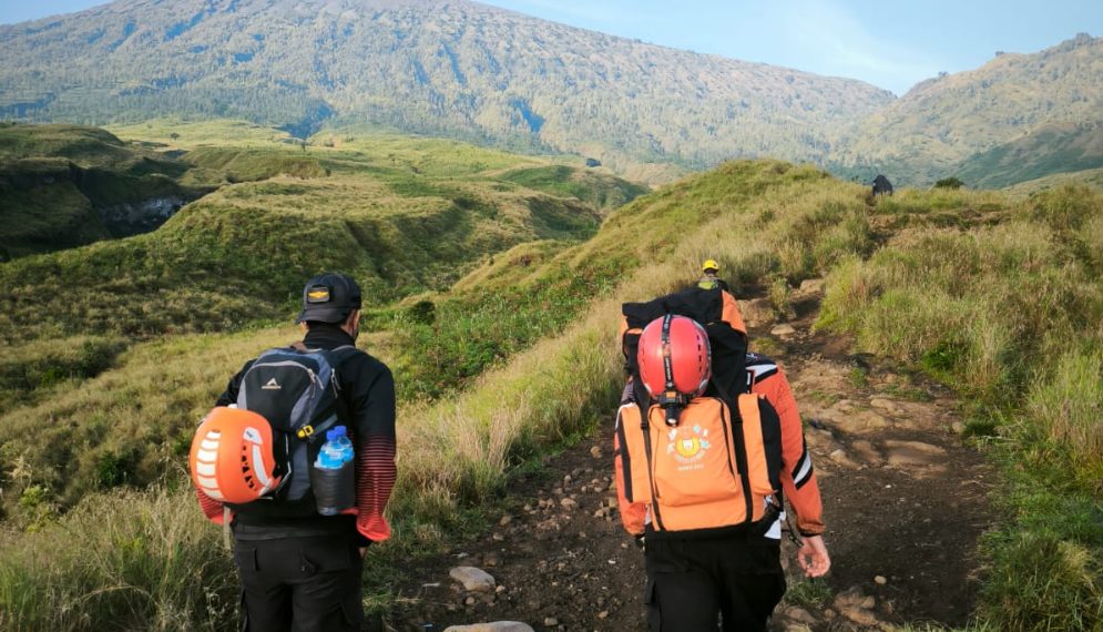 Pendaki Asal Malaysia Dievakuasi dari Gunung Rinjani ke Bali